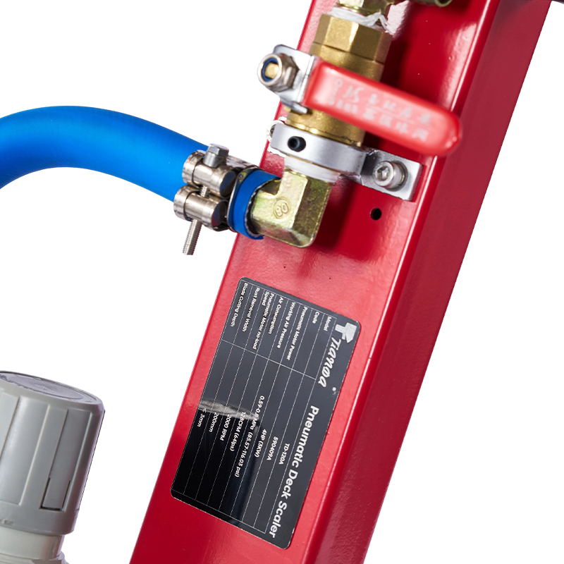 Pneumatic Deck Derusting Machine